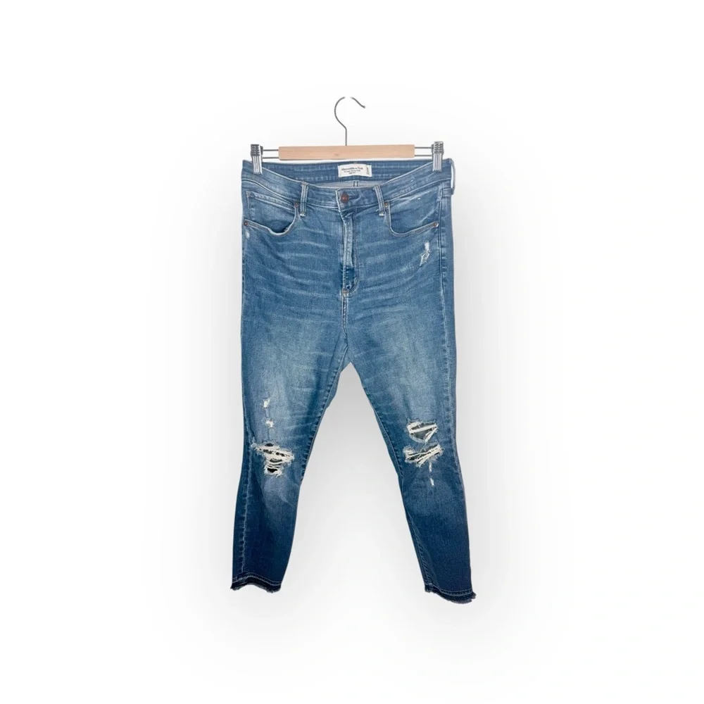 Abercrombie & Fitch High Rise Super Skinny Ankle Distressed Jeans 10/30 - Picture 3 of 6